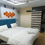 Santosh 2 Inn Puri