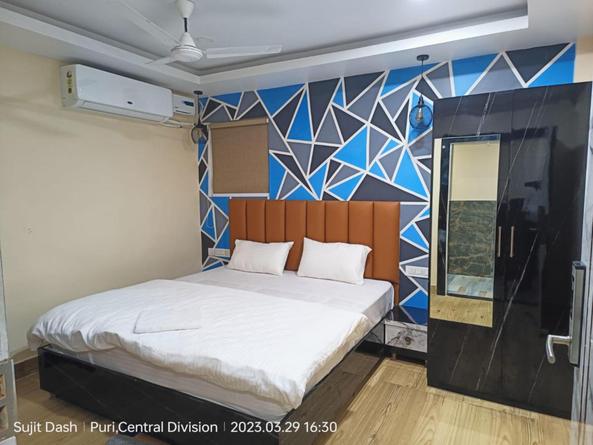 Santosh 2 Hotel Puri