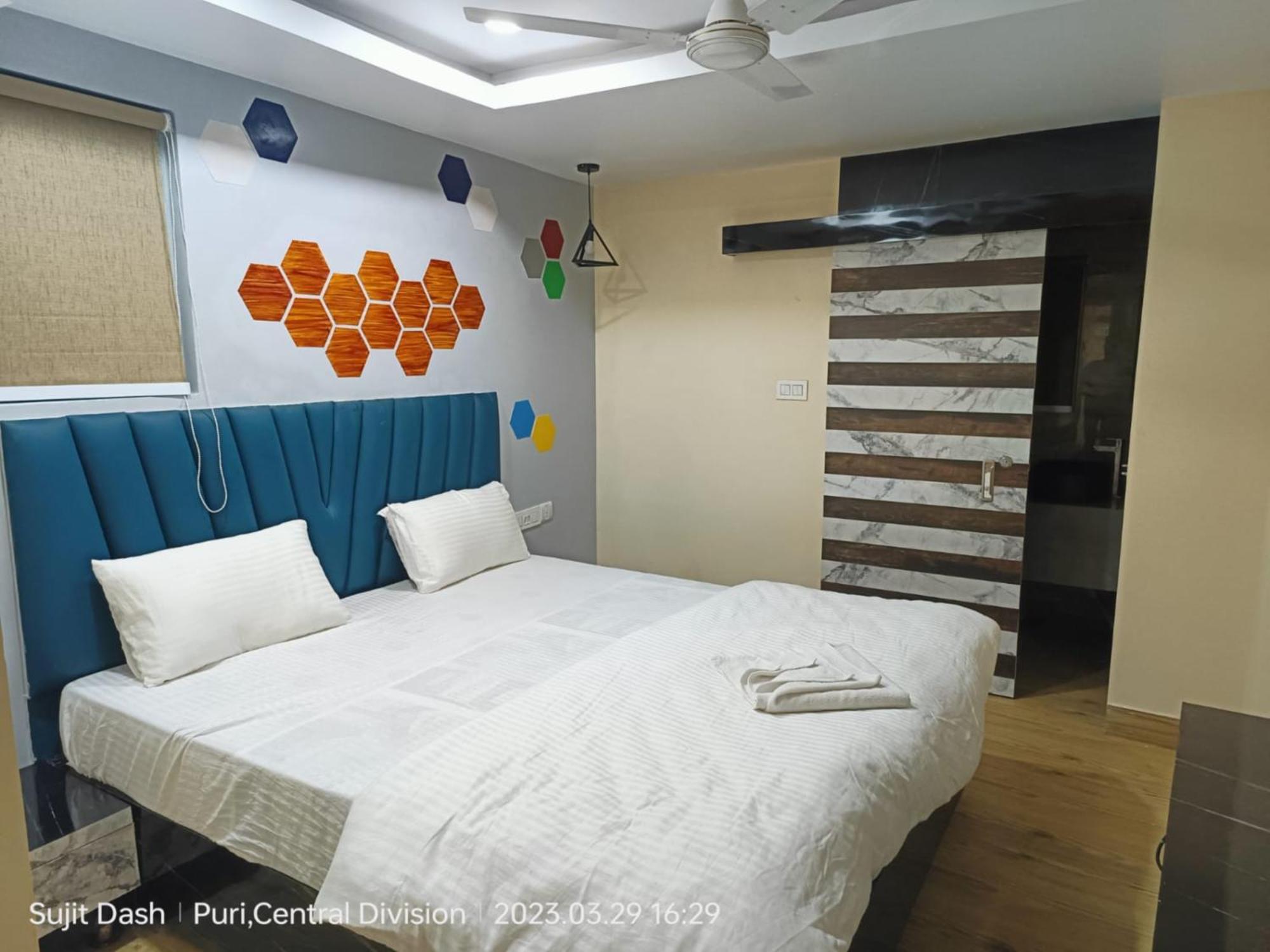 Santosh 2 Hotel